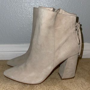 Size 8 Chinese Laundry Suede Heal Booties